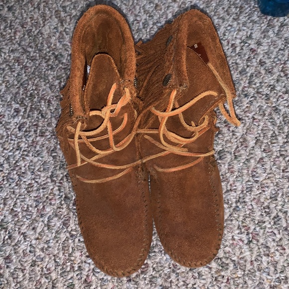 Minnetonka Moccasin Ankle Booties - Picture 4 of 6